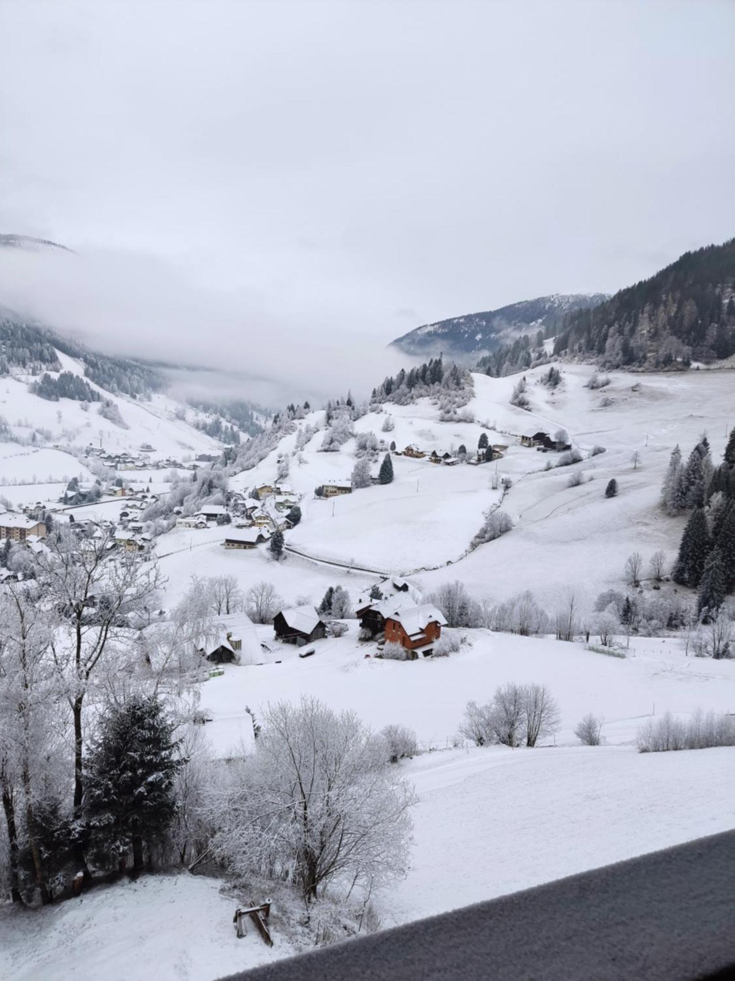 Villa Haus Ilse On Bernsteinweg à Bad Kleinkirchheim Extérieur photo